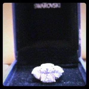 3.5 karat Genuine Swaravoki Ring